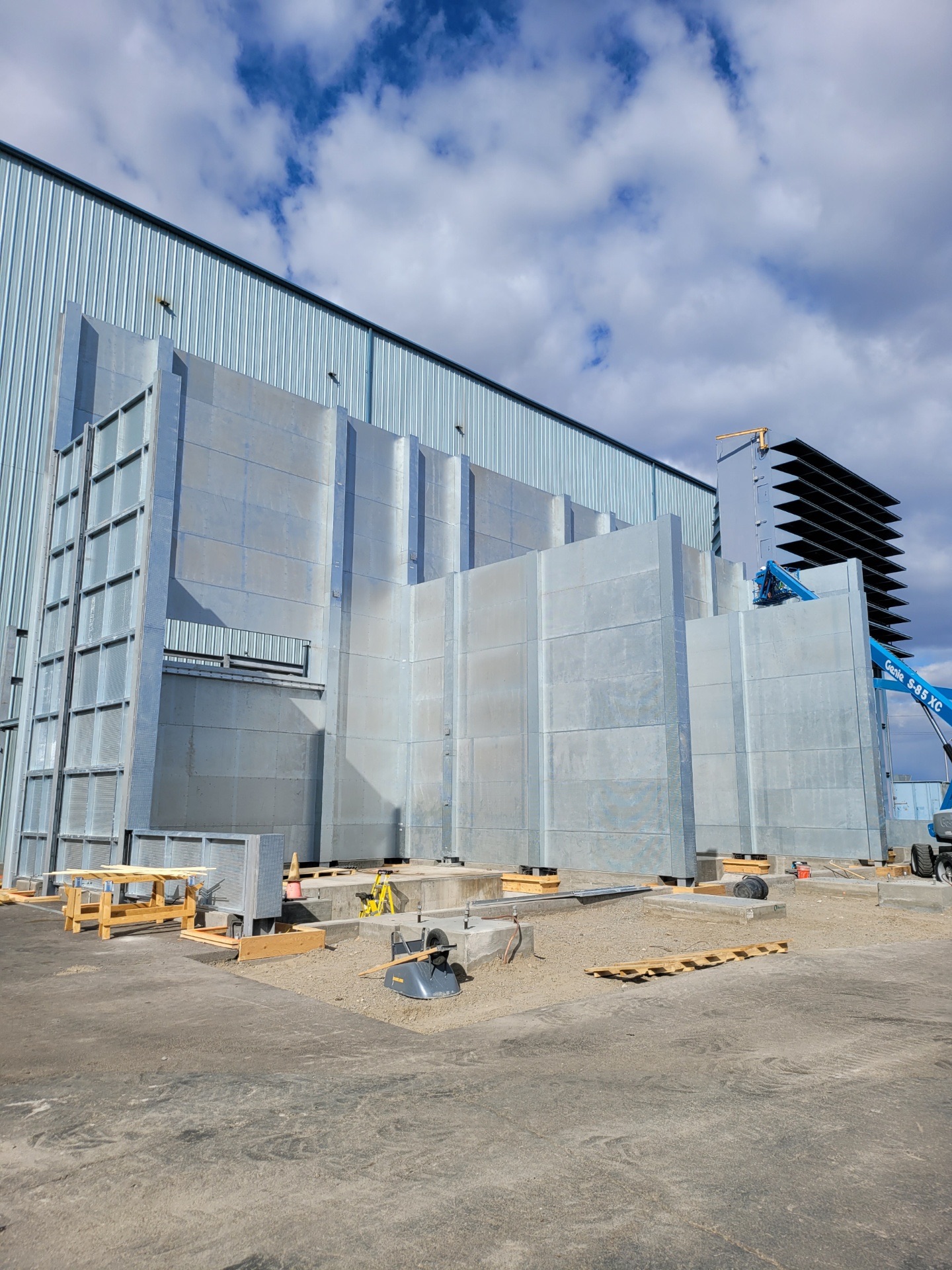 You are currently viewing Key Components of a Transformer Fire Barrier Installation