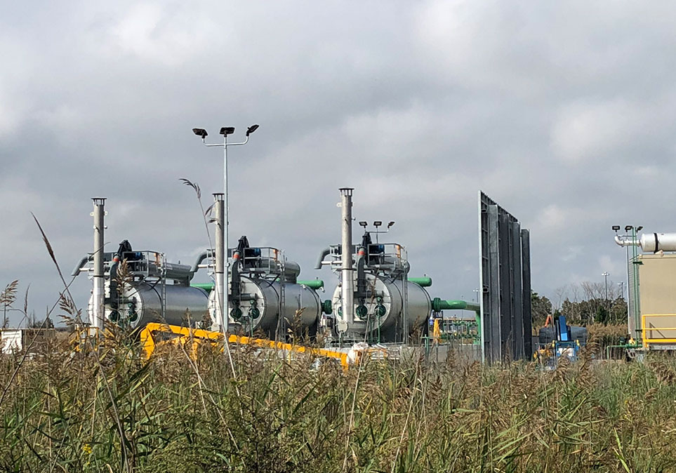 Read more about the article How Standard and Jet Fire Barriers Differ